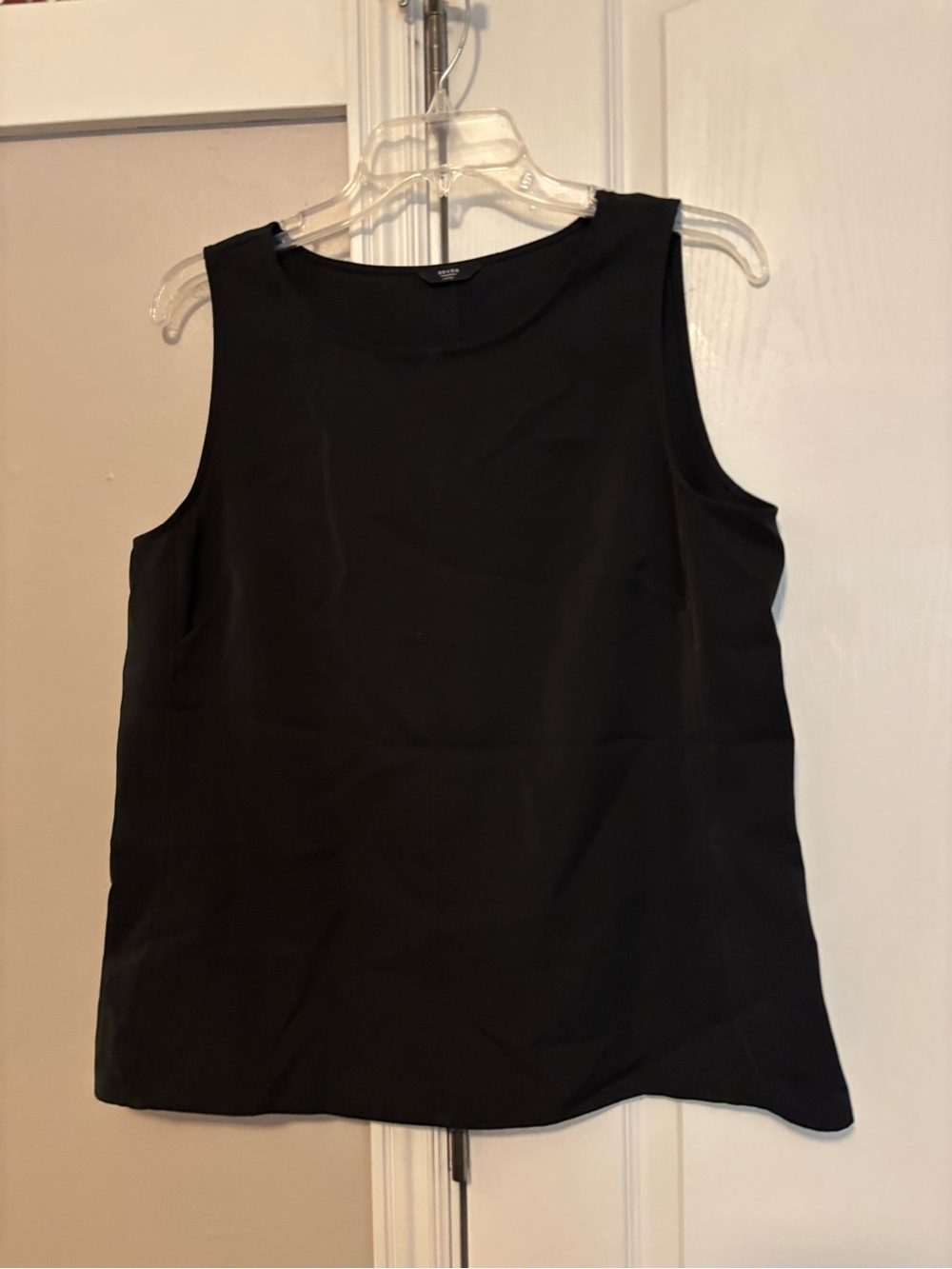 Women's Black Sleeveless Tank Top - Classic Scoop Neck